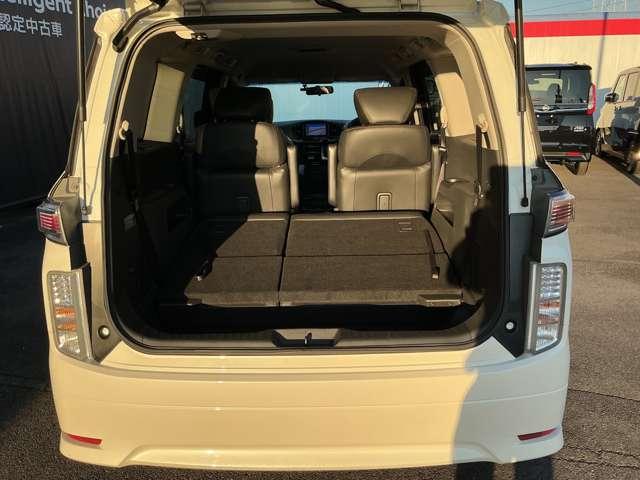 エルグランド ２５０ハイウェイスターＳ　ニスモローダウンキット　メモリ－ナビ　バックモニタ－　ＬＥＤヘッドライト　ドライブレコ－ダー　オ－トクル－ズ　オ－トエアコン（34枚目）