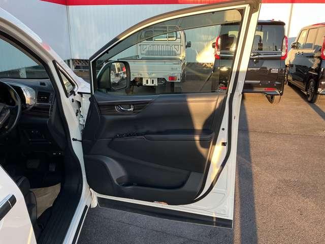 エルグランド ２５０ハイウェイスターＳ　ニスモローダウンキット　メモリ－ナビ　バックモニタ－　ＬＥＤヘッドライト　ドライブレコ－ダー　オ－トクル－ズ　オ－トエアコン（47枚目）