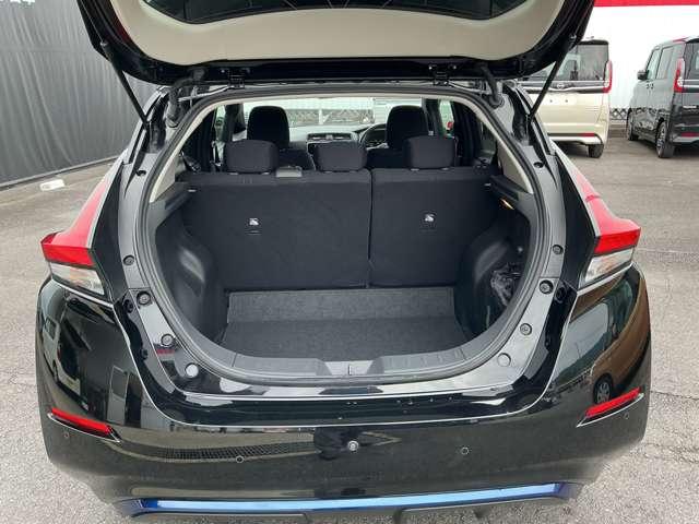 リーフ Ｘ　前後ドライブレコ－ダ　シ－トヒ－タ－フロント　エマジェンシ－ブレ－キ　メモリ－ナビ　バックモニタ－　クル－ズコントロ－ル　オ－トマチックハイビ－ム（29枚目）