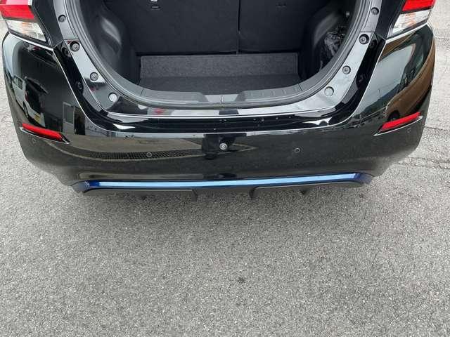 リーフ Ｘ　前後ドライブレコ－ダ　シ－トヒ－タ－フロント　エマジェンシ－ブレ－キ　メモリ－ナビ　バックモニタ－　クル－ズコントロ－ル　オ－トマチックハイビ－ム（31枚目）