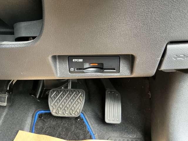 リーフ Ｘ　前後ドライブレコ－ダ　シ－トヒ－タ－フロント　エマジェンシ－ブレ－キ　メモリ－ナビ　バックモニタ－　クル－ズコントロ－ル　オ－トマチックハイビ－ム（34枚目）