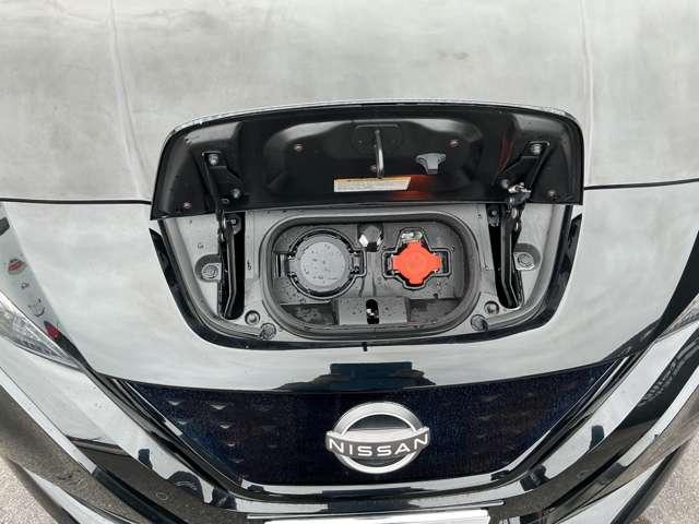 リーフ Ｘ　前後ドライブレコ－ダ　シ－トヒ－タ－フロント　エマジェンシ－ブレ－キ　メモリ－ナビ　バックモニタ－　クル－ズコントロ－ル　オ－トマチックハイビ－ム（35枚目）