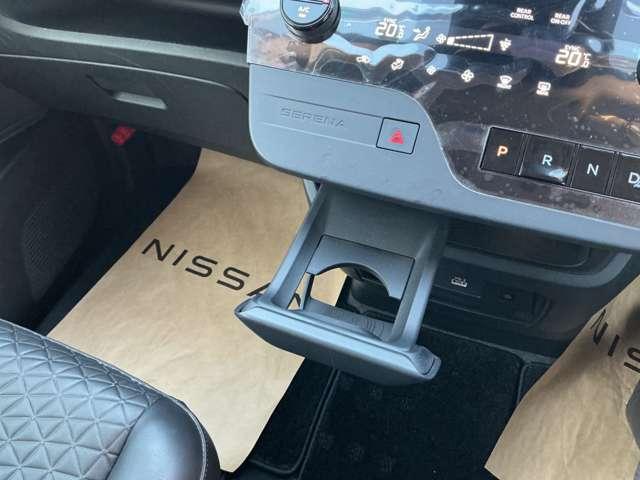 セレナ 2.0 ハイウェイスターV パドルシフト 前後ドライブレコ-ダ(16枚目)