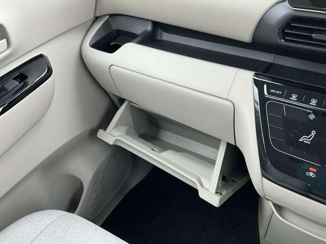 ルークス X 660 X メモリ-ナビ アランドビュ-モニタ- エマジェンシ-ブレ-キ 片側オ-トスライドドア- ハンドルスイッチ オ-トマチックハイビ-ム(16枚目)