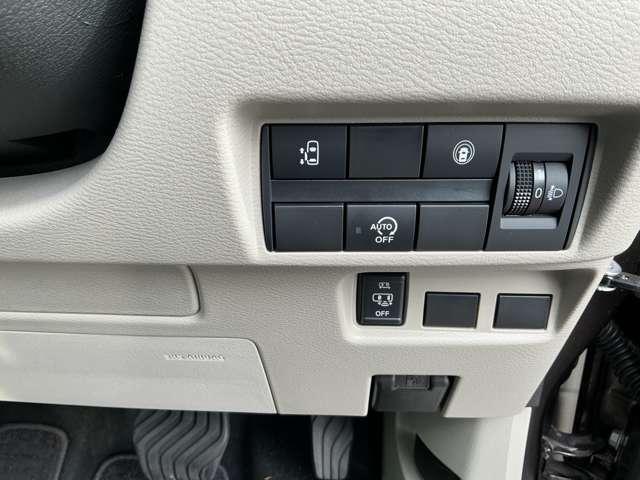 ルークス X 660 X メモリ-ナビ アランドビュ-モニタ- エマジェンシ-ブレ-キ 片側オ-トスライドドア- ハンドルスイッチ オ-トマチックハイビ-ム(20枚目)