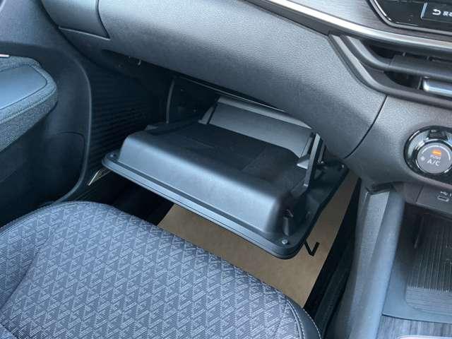 オーラ G 1.2 G SOSコール シ-トヒ-タ- プロパイロット アランドビュ-モニタ- エマジェンシ-ブレ-キ シ-トヒ-タ-付き(22枚目)