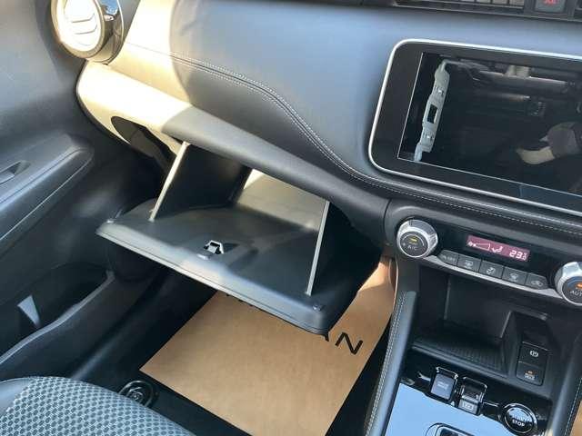 キックス X 1.2 X (e-POWER) SOSコール LEDヘッドライト エマジェンシ-ブレ-キ アランドビュ-モニタ- オ-トマチックハイビ-ム(15枚目)