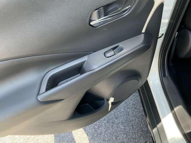 キックス X 1.2 X (e-POWER) SOSコール LEDヘッドライト エマジェンシ-ブレ-キ アランドビュ-モニタ- オ-トマチックハイビ-ム(52枚目)