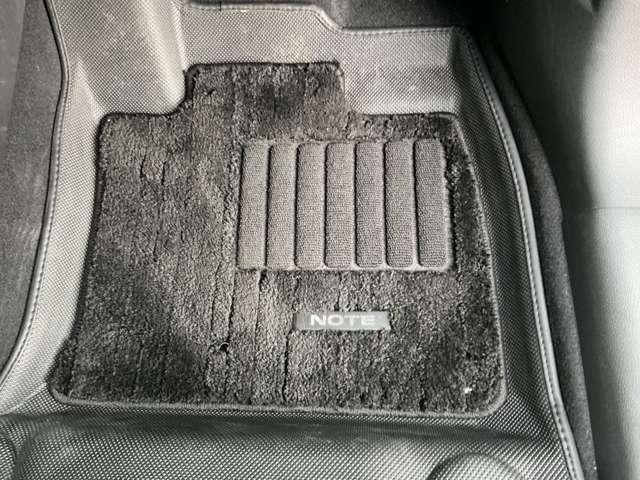 ノート Ｘ　１．２　Ｘ　メモリ－ナビ　バックモニタ－　エマジェンシ－ブレ－キ　ＬＥＤヘッドライト　ハンドルスイッチ　オ－トマチックハイビ－ム（28枚目）