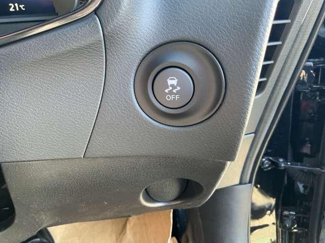 フェアレディＺ バージョンＳＴ　３．０　バージョン　ＳＴ　雹害車　マニュアル６速ミッション　ＳＯＳコール　ＬＥＤヘッドライト　エマジェンシ－ブレ－キ　バックモニタ－（28枚目）