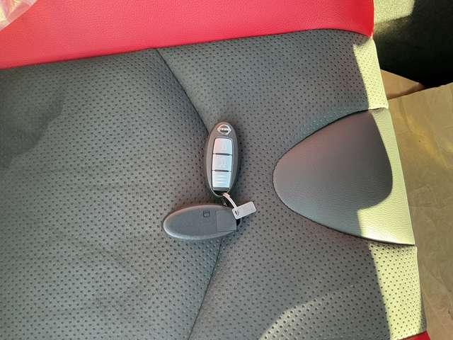 フェアレディＺ バージョンＳＴ　３．０　バージョン　ＳＴ　雹害車　マニュアル６速ミッション　ＳＯＳコール　ＬＥＤヘッドライト　エマジェンシ－ブレ－キ　バックモニタ－（29枚目）