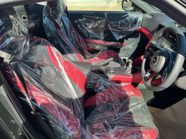 フェアレディＺ バージョンＳＴ　３．０　バージョン　ＳＴ　雹害車　マニュアル６速ミッション　ＳＯＳコール　ＬＥＤヘッドライト　エマジェンシ－ブレ－キ　バックモニタ－（33枚目）