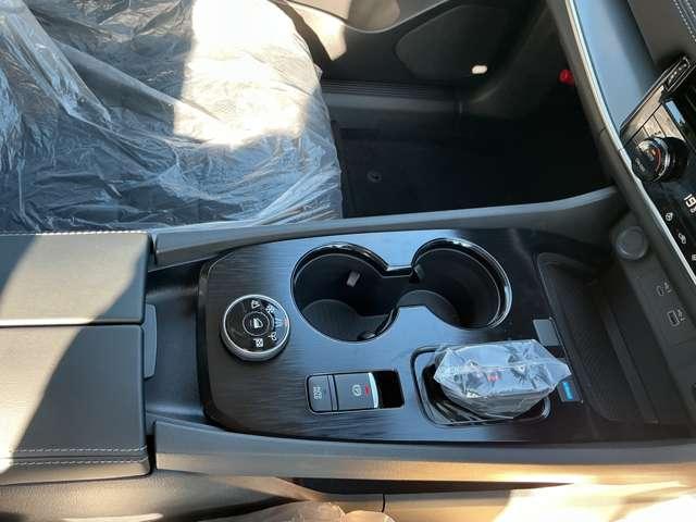 エクストレイル Ｘ　ｅ－４ＯＲＣＥ　１．５　Ｘ　ｅ－４ＯＲＣＥ　４ＷＤ　雹害車エクストリ－マ－　プロパイロット　シ－トヒ－タ－　アランドビュ－モニタ－　エマジェンシ－ブレ－キ　パワ－シ－トメモリ－（29枚目）