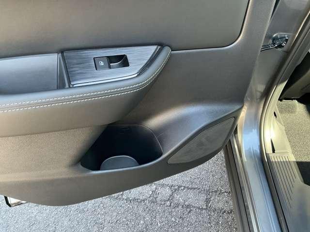 エクストレイル Ｘ　ｅ－４ＯＲＣＥ　１．５　Ｘ　ｅ－４ＯＲＣＥ　４ＷＤ　雹害車エクストリ－マ－　プロパイロット　シ－トヒ－タ－　アランドビュ－モニタ－　エマジェンシ－ブレ－キ　パワ－シ－トメモリ－（53枚目）