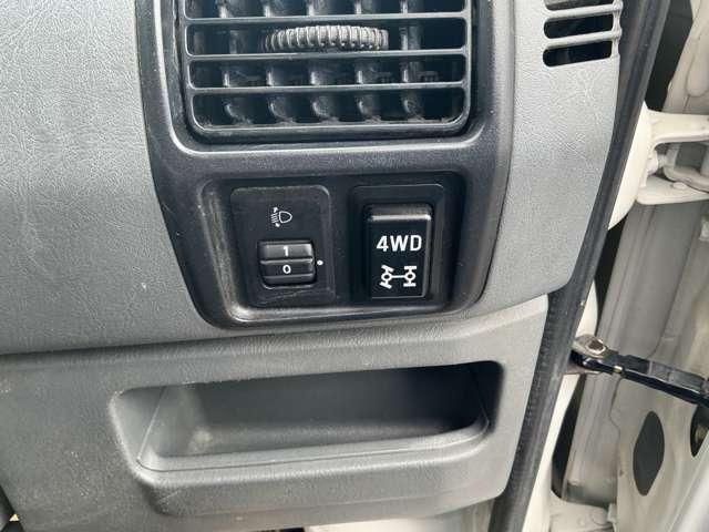 クリッパートラック ＤＸ　６６０　ＤＸエアコン付　４ＷＤ　オ－トマチックミッション（9枚目）