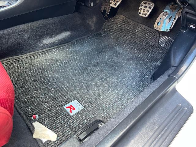 インテグラ タイプＲ　タイプＲ後期最終モデル　７５０００キロ　赤レカロシート２脚　純正キーレス　タイミングベルト交換　当時保証書取説　車検対応スポーツマフラー　内外装オリジナル（23枚目）