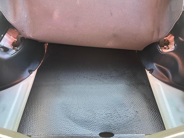 インテグラ タイプＲ　タイプＲ後期最終モデル　７５０００キロ　赤レカロシート２脚　純正キーレス　タイミングベルト交換　当時保証書取説　車検対応スポーツマフラー　内外装オリジナル（27枚目）