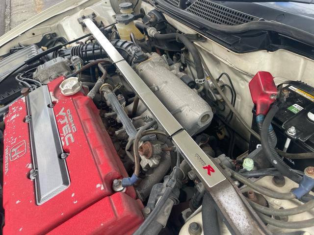 インテグラ タイプＲ　タイプＲ後期最終モデル　７５０００キロ　赤レカロシート２脚　純正キーレス　タイミングベルト交換　当時保証書取説　車検対応スポーツマフラー　内外装オリジナル（32枚目）