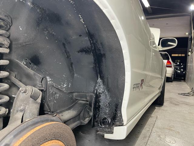 インテグラ タイプＲ　タイプＲ後期最終モデル　７５０００キロ　赤レカロシート２脚　純正キーレス　タイミングベルト交換　当時保証書取説　車検対応スポーツマフラー　内外装オリジナル（44枚目）