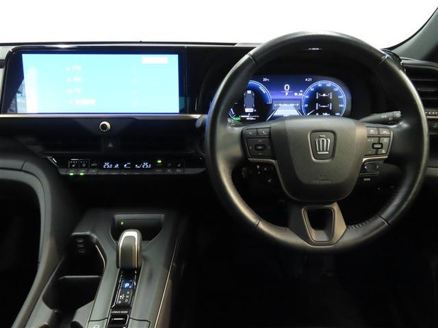 クラウンクロスオーバー Ｇアドバンスド　４ＷＤ　革シート　ハイブリッド　フルセグ　バックカメラ　ドラレコ　ミュージックプレイヤー接続可　衝突被害軽減システム　ＥＴＣ　電動シート　スマートキー　ＬＥＤヘッドランプ　アイドリングストップ　寒冷地（30枚目）