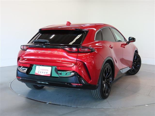 クラウンスポーツ Ｚ　４ＷＤ　革シート　ハイブリッド　ナビ＆ＴＶ　メモリーナビ　フルセグ　バックカメラ　ドラレコ　ミュージックプレイヤー接続可　衝突被害軽減システム　ＥＴＣ　電動シート　スマートキー　ＬＥＤヘッドランプ（7枚目）