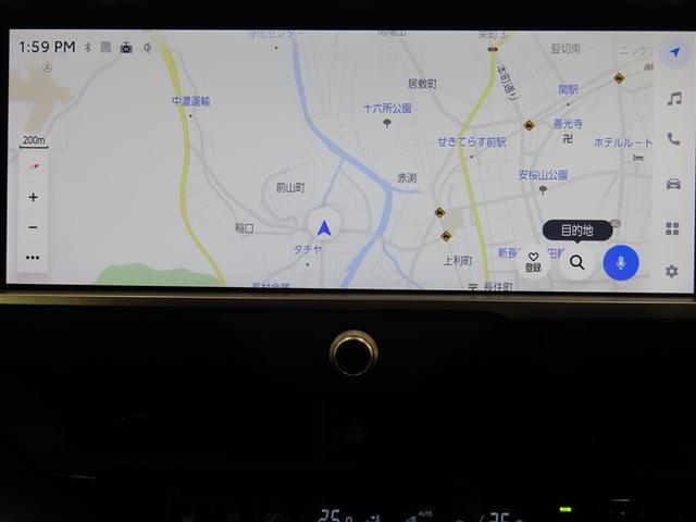 クラウンスポーツ Ｚ　４ＷＤ　革シート　ハイブリッド　ナビ＆ＴＶ　メモリーナビ　フルセグ　バックカメラ　ドラレコ　ミュージックプレイヤー接続可　衝突被害軽減システム　ＥＴＣ　電動シート　スマートキー　ＬＥＤヘッドランプ（13枚目）