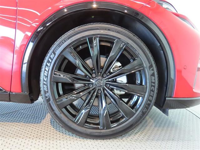 クラウンスポーツ Ｚ　４ＷＤ　革シート　ハイブリッド　ナビ＆ＴＶ　メモリーナビ　フルセグ　バックカメラ　ドラレコ　ミュージックプレイヤー接続可　衝突被害軽減システム　ＥＴＣ　電動シート　スマートキー　ＬＥＤヘッドランプ（19枚目）