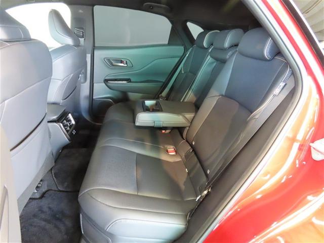 クラウンスポーツ Ｚ　４ＷＤ　革シート　ハイブリッド　ナビ＆ＴＶ　メモリーナビ　フルセグ　バックカメラ　ドラレコ　ミュージックプレイヤー接続可　衝突被害軽減システム　ＥＴＣ　電動シート　スマートキー　ＬＥＤヘッドランプ（29枚目）