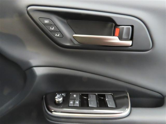 クラウンスポーツ Ｚ　４ＷＤ　革シート　ハイブリッド　ナビ＆ＴＶ　メモリーナビ　フルセグ　バックカメラ　ドラレコ　ミュージックプレイヤー接続可　衝突被害軽減システム　ＥＴＣ　電動シート　スマートキー　ＬＥＤヘッドランプ（37枚目）