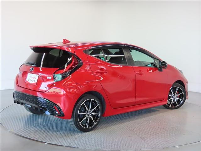 アクア GRスポーツ 展示・試乗車 ハイブリッド メモリーナビ バックカメラ ドラレコ ミュージックプレイヤー接続可 衝突被害軽減システム ETC スマートキー LEDヘッドランプ アイドリングストップ キーレス(6枚目)