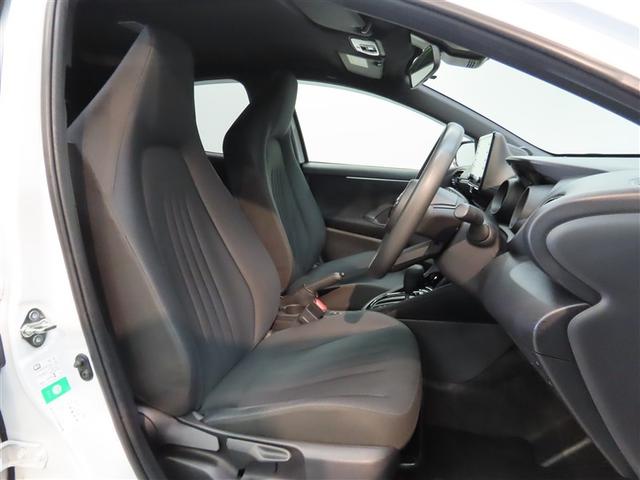 ヤリス ハイブリッドＧ　ハイブリッド　メモリーナビ　バックカメラ　ミュージックプレイヤー接続可　衝突被害軽減システム　ＥＴＣ　スマートキー　アイドリングストップ　オートクルーズコントロール　キーレス（10枚目）