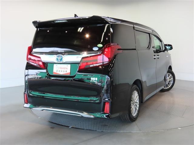 アルファードハイブリッド ＳＲ　Ｃパッケージ　４ＷＤ　ハイブリッド　ナビ＆ＴＶ　両側電動スライド　メモリーナビ　フルセグ　後席モニター　バックカメラ　ＤＶＤ再生　ミュージックプレイヤー接続可　衝突被害軽減システム　ＥＴＣ　３列シート　電動シート（6枚目）