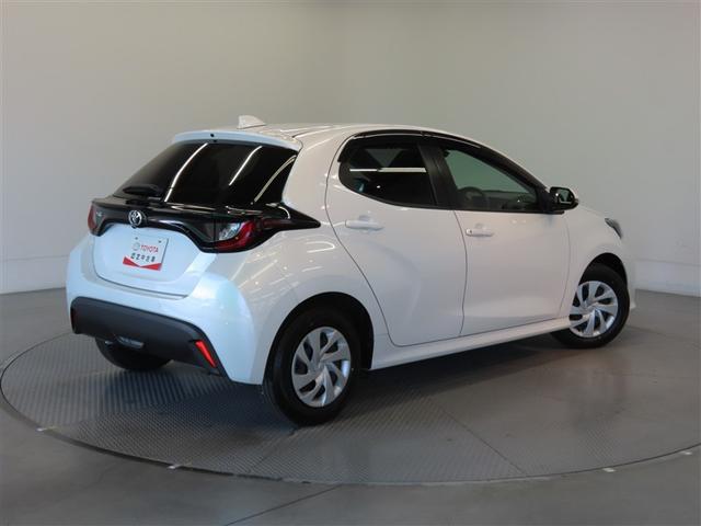 ヤリス Ｇ　メモリーナビ　バックカメラ　ミュージックプレイヤー接続可　衝突被害軽減システム　ＥＴＣ　スマートキー　キーレス（6枚目）