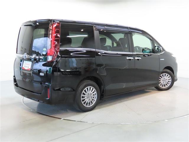 エスクァイア ハイブリッドGi ブラックテーラード ハイブリッド ナビ&TV 両側電動スライド メモリーナビ フルセグ バックカメラ DVD再生 衝突被害軽減システム ETC 3列シート スマートキー LEDヘッドランプ 乗車定員7人 キーレス CD(5枚目)