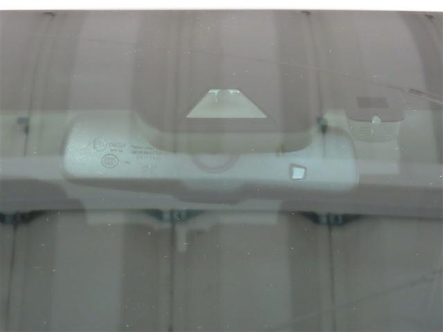 アルファード ２．５Ｓ　Ｃパッケージ　両側電動スライド　メモリーナビ　後席モニター　バックカメラ　ＤＶＤ再生　ミュージックプレイヤー接続可　衝突被害軽減システム　ＥＴＣ　３列シート　電動シート　スマートキー　ＬＥＤヘッドランプ　キーレス（2枚目）