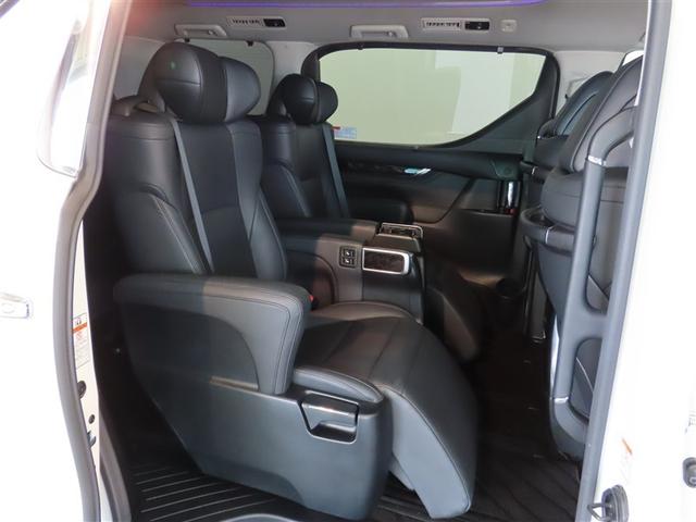 アルファード ２．５Ｓ　Ｃパッケージ　両側電動スライド　メモリーナビ　後席モニター　バックカメラ　ＤＶＤ再生　ミュージックプレイヤー接続可　衝突被害軽減システム　ＥＴＣ　３列シート　電動シート　スマートキー　ＬＥＤヘッドランプ　キーレス（11枚目）