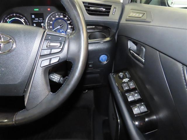 アルファードハイブリッド ＳＲ　Ｃパッケージ　４ＷＤ　サンルーフ　ハイブリッド　ナビ＆ＴＶ　両側電動スライド　メモリーナビ　フルセグ　後席モニター　バックカメラ　ＤＶＤ再生　ミュージックプレイヤー接続可　衝突被害軽減システム　ＥＴＣ　３列シート（16枚目）