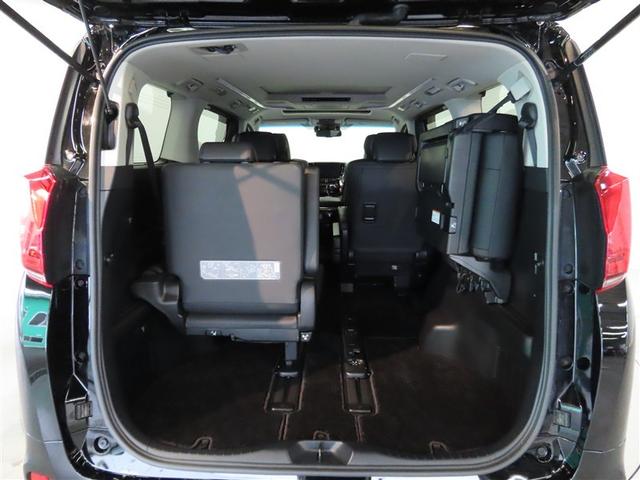 アルファードハイブリッド ＳＲ　Ｃパッケージ　４ＷＤ　サンルーフ　ハイブリッド　ナビ＆ＴＶ　両側電動スライド　メモリーナビ　フルセグ　後席モニター　バックカメラ　ＤＶＤ再生　ミュージックプレイヤー接続可　衝突被害軽減システム　ＥＴＣ　３列シート（27枚目）