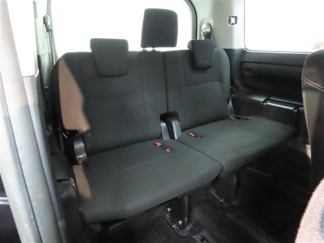 エスクァイア ハイブリッドＸｉ　ハイブリッド　ナビ＆ＴＶ　両側電動スライド　メモリーナビ　フルセグ　バックカメラ　ＤＶＤ再生　衝突被害軽減システム　ＥＴＣ　３列シート　スマートキー　ＬＥＤヘッドランプ　乗車定員７人　キーレス　ＣＤ（9枚目）