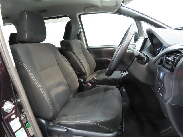 エスクァイア ハイブリッドＸｉ　ハイブリッド　ナビ＆ＴＶ　両側電動スライド　メモリーナビ　フルセグ　バックカメラ　ＤＶＤ再生　衝突被害軽減システム　ＥＴＣ　３列シート　スマートキー　ＬＥＤヘッドランプ　乗車定員７人　キーレス　ＣＤ（10枚目）