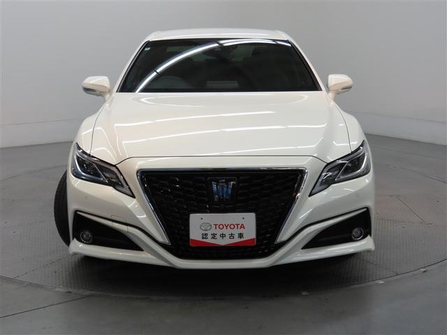 クラウンハイブリッド Ｓ　エレガンススタイル　ハイブリッド　ナビ＆ＴＶ　メモリーナビ　フルセグ　バックカメラ　ＤＶＤ再生　ミュージックプレイヤー接続可　衝突被害軽減システム　ＥＴＣ　電動シート　スマートキー　ＬＥＤヘッドランプ　キーレス　ＣＤ（4枚目）