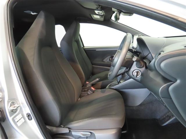 ヤリス ハイブリッドＸ　ハイブリッド　メモリーナビ　バックカメラ　ミュージックプレイヤー接続可　衝突被害軽減システム　ＥＴＣ　アイドリングストップ　オートクルーズコントロール　キーレス（10枚目）