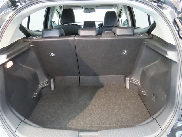 アクア Ｚ　ハイブリッド　メモリーナビ　バックカメラ　ミュージックプレイヤー接続可　衝突被害軽減システム　ＥＴＣ　電動シート　スマートキー　ＬＥＤヘッドランプ　アイドリングストップ　オートクルーズコントロール（9枚目）