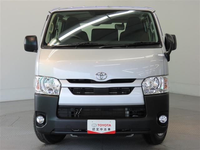 ハイエースバン ＤＸ　４ＷＤ　ディーゼル　ナビ＆ＴＶ　メモリーナビ　ワンセグ　バックカメラ　衝突被害軽減システム　ＥＴＣ　ＬＥＤヘッドランプ　キーレス　ＣＤ（4枚目）