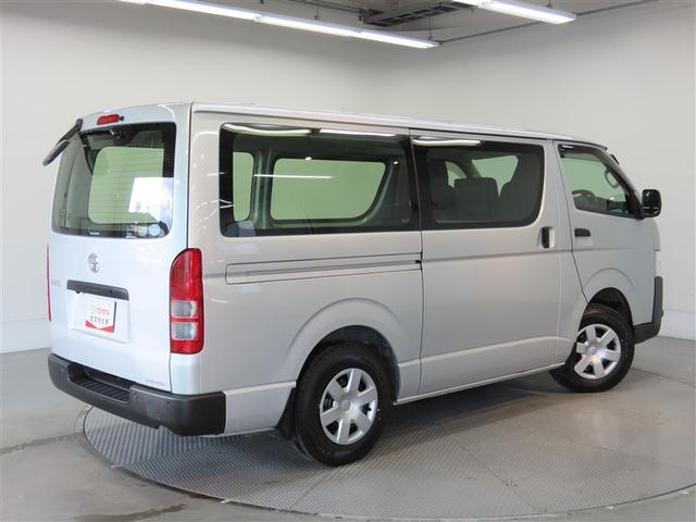 ハイエースバン ＤＸ　４ＷＤ　ディーゼル　ナビ＆ＴＶ　メモリーナビ　ワンセグ　バックカメラ　衝突被害軽減システム　ＥＴＣ　ＬＥＤヘッドランプ　キーレス　ＣＤ（6枚目）