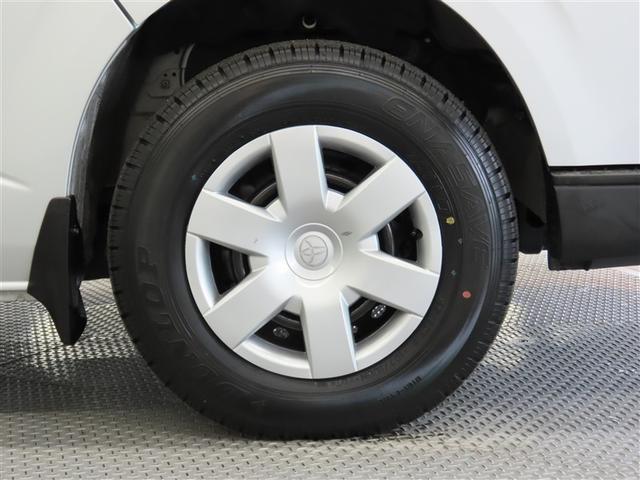 ハイエースバン ＤＸ　４ＷＤ　ディーゼル　ナビ＆ＴＶ　メモリーナビ　ワンセグ　バックカメラ　衝突被害軽減システム　ＥＴＣ　ＬＥＤヘッドランプ　キーレス　ＣＤ（17枚目）