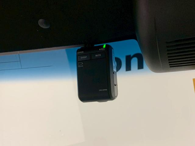 Ｎ－ＢＯＸカスタム Ｌ　ドラレコ　シートヒーター　フルセグ　メモリナビ　両側電動スライドドア　両席電動スライドドア　Ｐソナー　禁煙　１オーナー　サイドエアバッグ　ナビＴＶ　Ａストップ　点検記録簿　キーフリーシステム　リアカメ（5枚目）