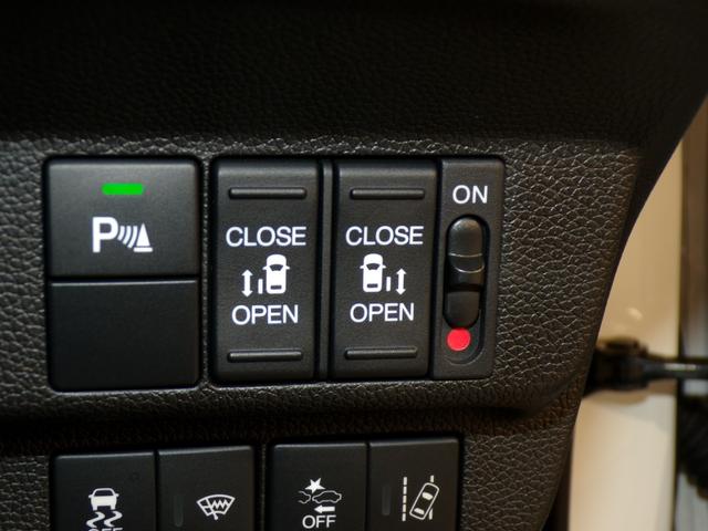フリードハイブリッド ハイブリッド・Ｇホンダセンシング　Ｂｌｕｅｔｏｏｔｈ接続シートヒーター両側電動スライドドアドラレコＥＴＣインターナビフルセグＴＶ純正アルミホイールスマートキー　軽減ブレーキ　キーフリーシステム　１オ－ナ－　ＤＶＤ再生可能　ＥＣＯＮ（13枚目）