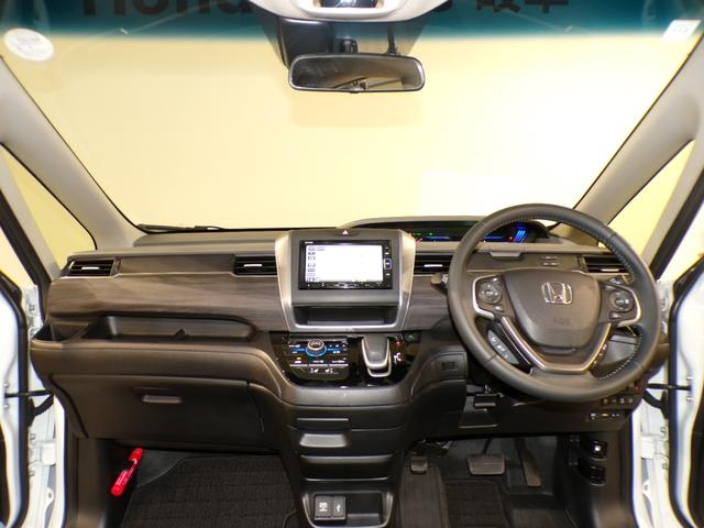 フリードハイブリッド ハイブリッド・Ｇホンダセンシング　Ｂｌｕｅｔｏｏｔｈ接続シートヒーター両側電動スライドドアドラレコＥＴＣインターナビフルセグＴＶ純正アルミホイールスマートキー　軽減ブレーキ　キーフリーシステム　１オ－ナ－　ＤＶＤ再生可能　ＥＣＯＮ（22枚目）