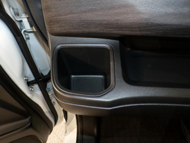 フリードハイブリッド ハイブリッド・Ｇホンダセンシング　Ｂｌｕｅｔｏｏｔｈ接続シートヒーター両側電動スライドドアドラレコＥＴＣインターナビフルセグＴＶ純正アルミホイールスマートキー　軽減ブレーキ　キーフリーシステム　１オ－ナ－　ＤＶＤ再生可能　ＥＣＯＮ（29枚目）